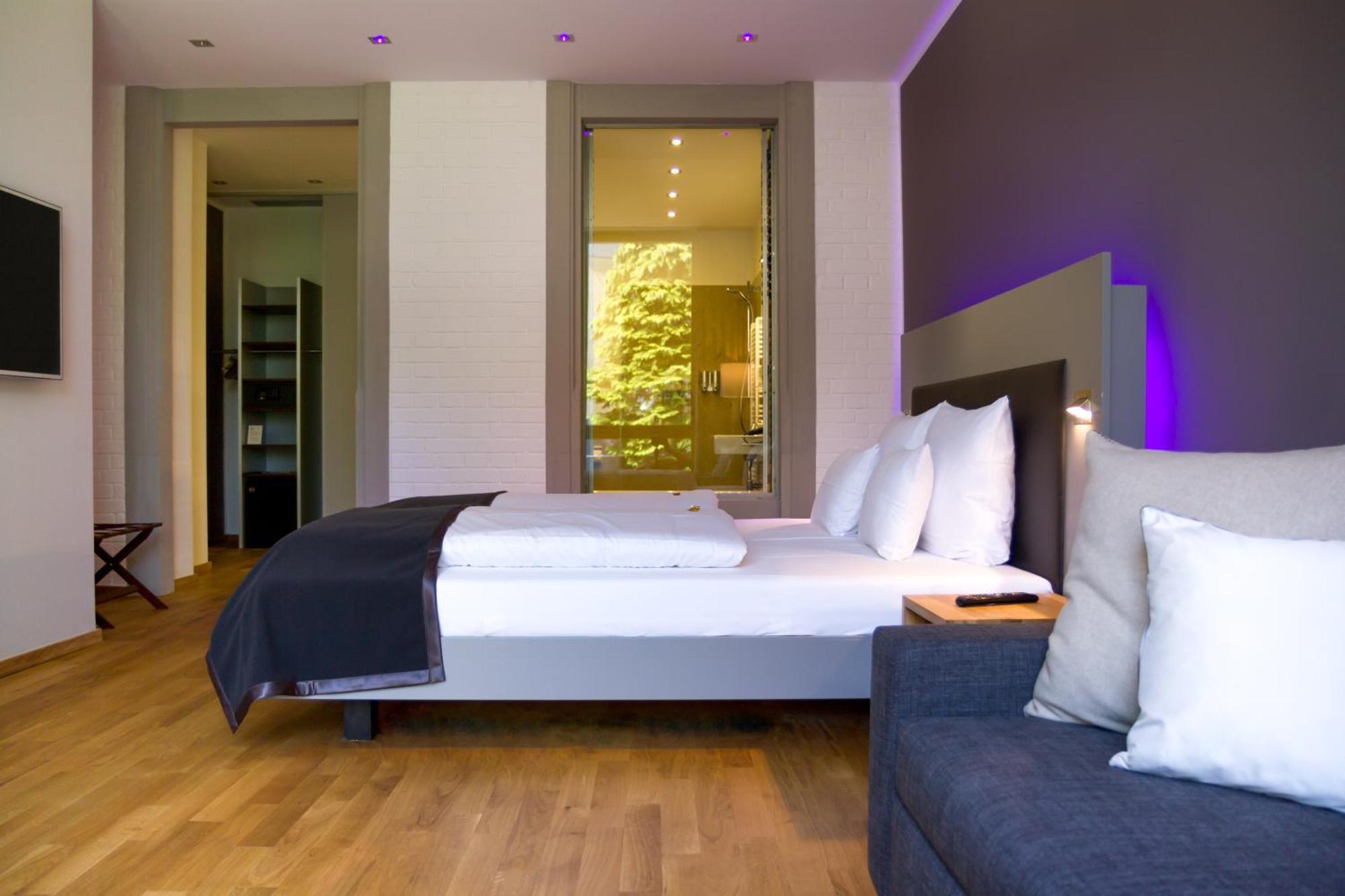 Qube Hotel Bergheim Хайделберг Стая снимка