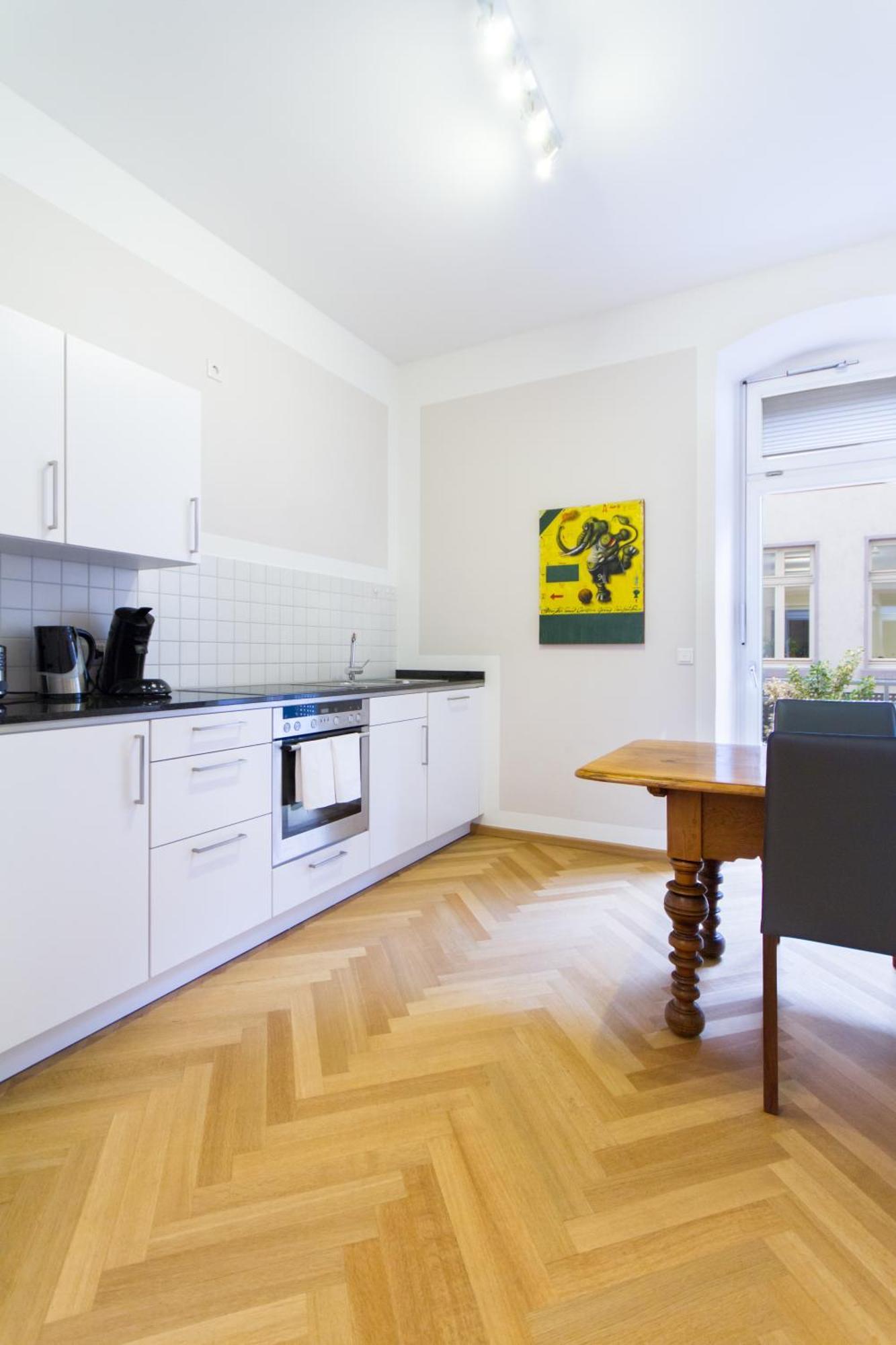 Qube Hotel Bergheim Хайделберг Екстериор снимка